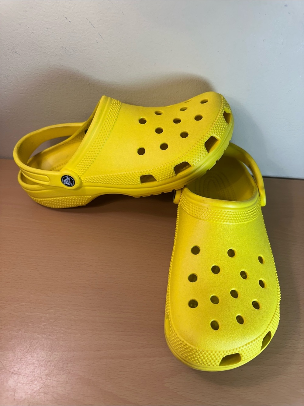Crocs Classic Clog - Yellow - Women’s W11/ Men’s M9